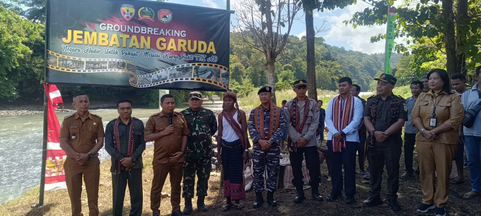 Pembangunan Jembatan Garuda : Permudah Akses dan Mobilitas 127 Siswa dan 1783 Warga Desa Watuomok, Kecamatan Talibura