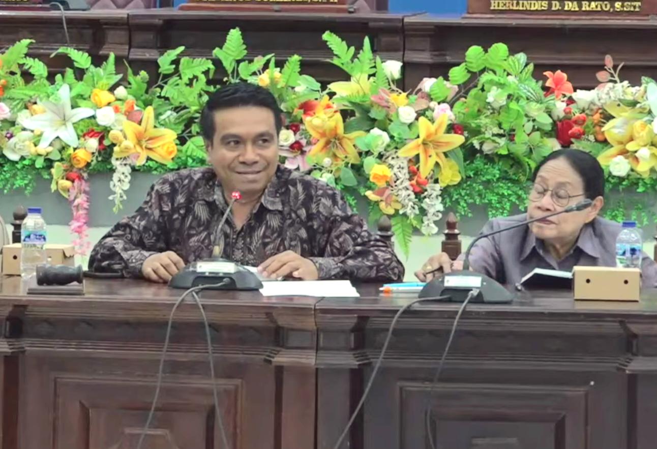 DPRD Sikka Gelar RDP Bahas Upah PPPK Paruh Waktu Nakes