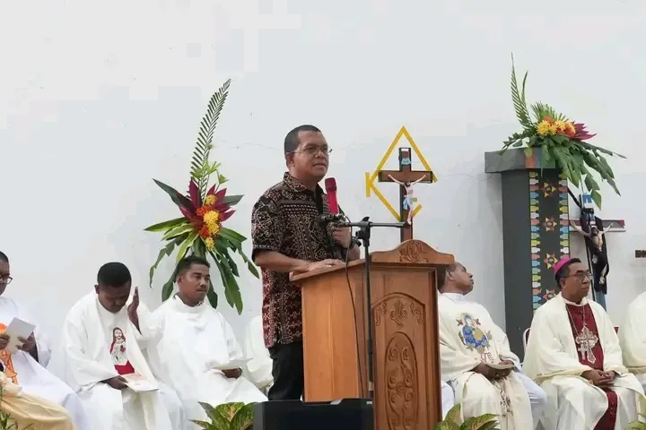 Penutupan Nusra Youth Day III 2026, Gubernur NTT Dorong OMK Bangun Literasi, Penggerak Ekonomi, dan Terlibat Dalam Politik