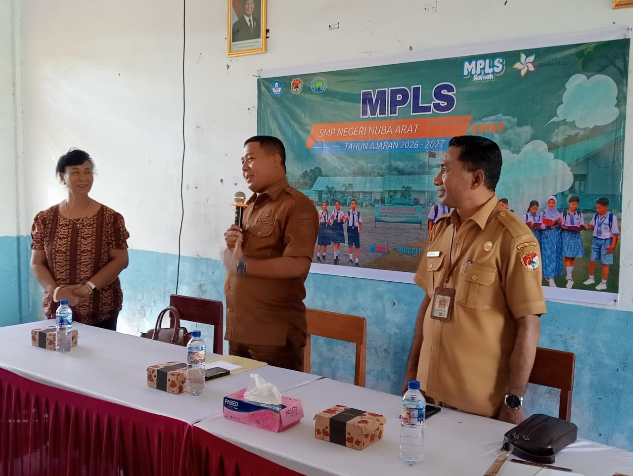 MPLS SMP Nubaarat, Bupati Sikka Tekankan Pentingnya Karakter, Disiplin, dan Saling Menghargai