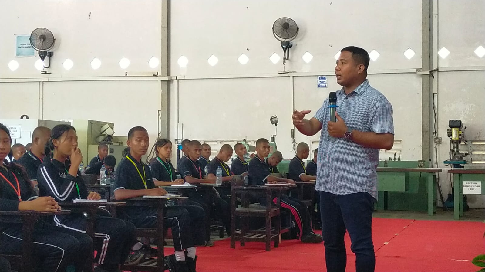 Bupati Sikka Motivasi Mahasiswa Baru Politeknik Cristo Re : Pendidikan Vokasi Bekali Keterampilan Menuju Masa Depan
