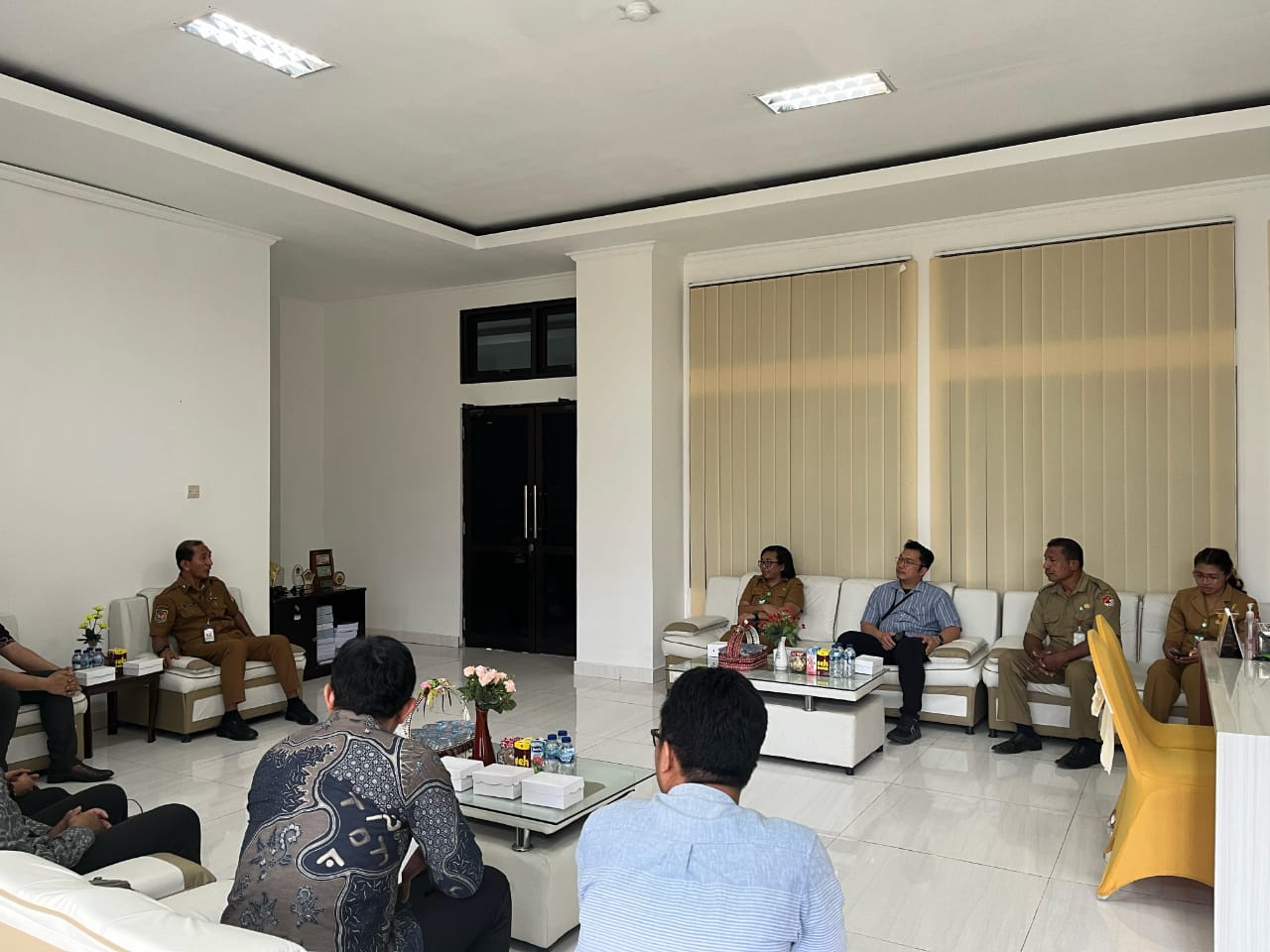 Sekretaris Daerah Adrianus Firiminus Parera Berdialog Bersama Tim Visitasi RSUP Prof. Ngoerah Denpasar