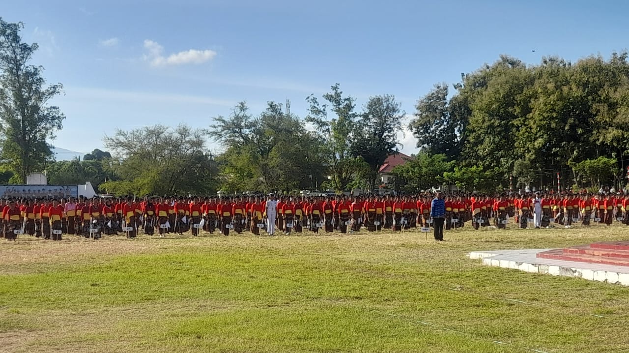 Momentum Hardiknas, Bupati Sikka Berjanji Akan Naikan Insentif Daerah Bagi Guru Honorer