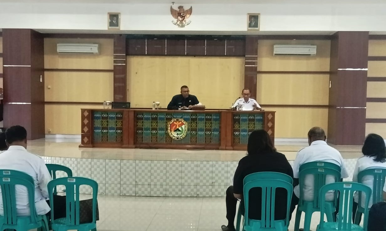 Wakil Bupati Sikka Pimpin Rapat Koordinasi Terkait Evaluasi Capaian PAD