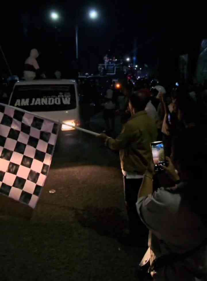 Pelepasan Karnaval Sound Pada Pesta Rakyat Dalam Rangka HUT RI Ke - 80