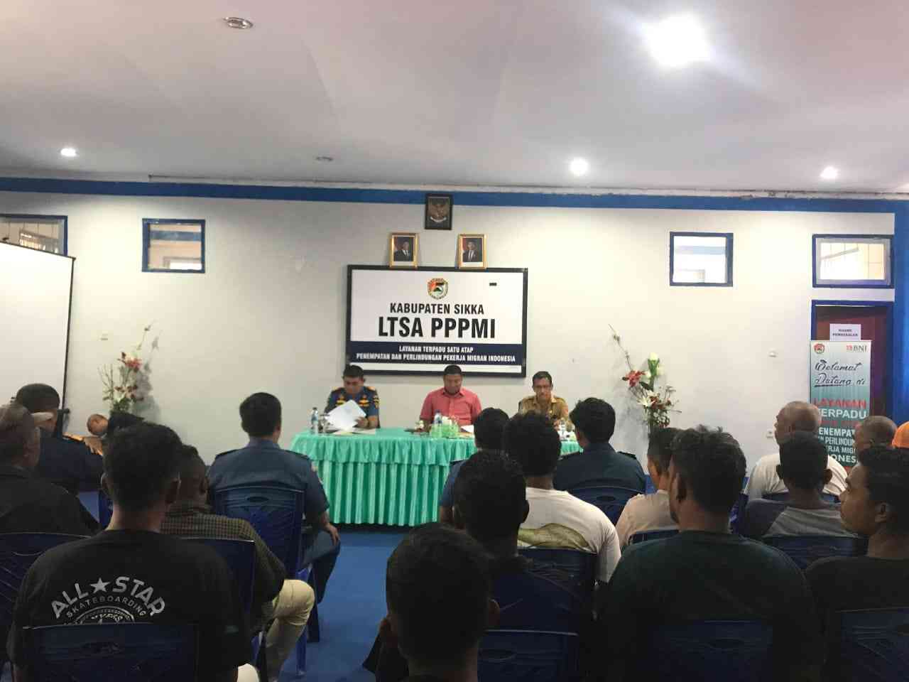 Bupati Sikka Pimpin Rapat Koordinasi Penyelesaian Tuntutan Kenaikan Upah