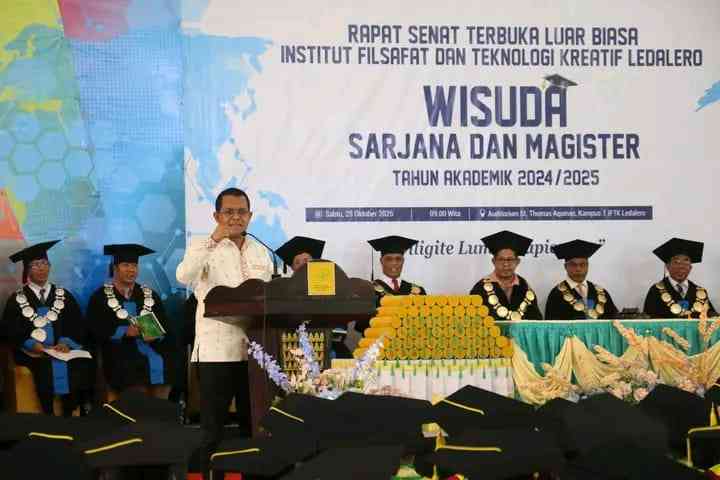 Rapat Senat Luar Biasa IFTK Ledalero, Gubernur NTT : Wisuda Bukan Sekadar kelulusan, Tetapi Perutusan, Pernyataan Iman dan Nalar